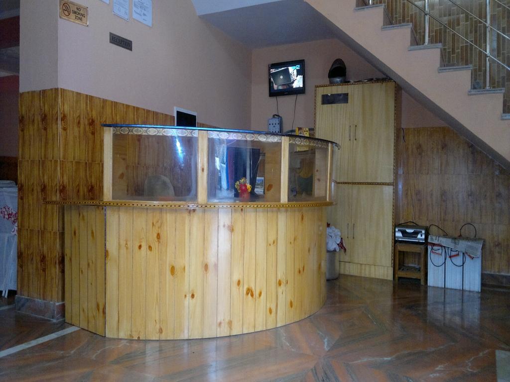 Himgiri Resort Nagchala Exterior photo