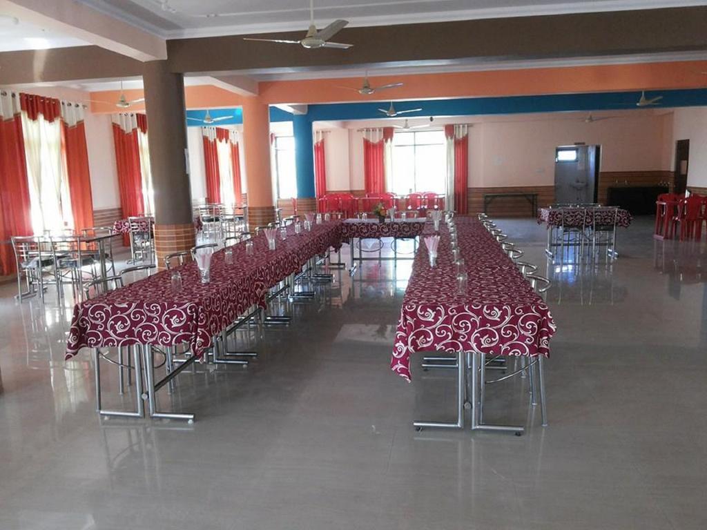 Himgiri Resort Nagchala Exterior photo