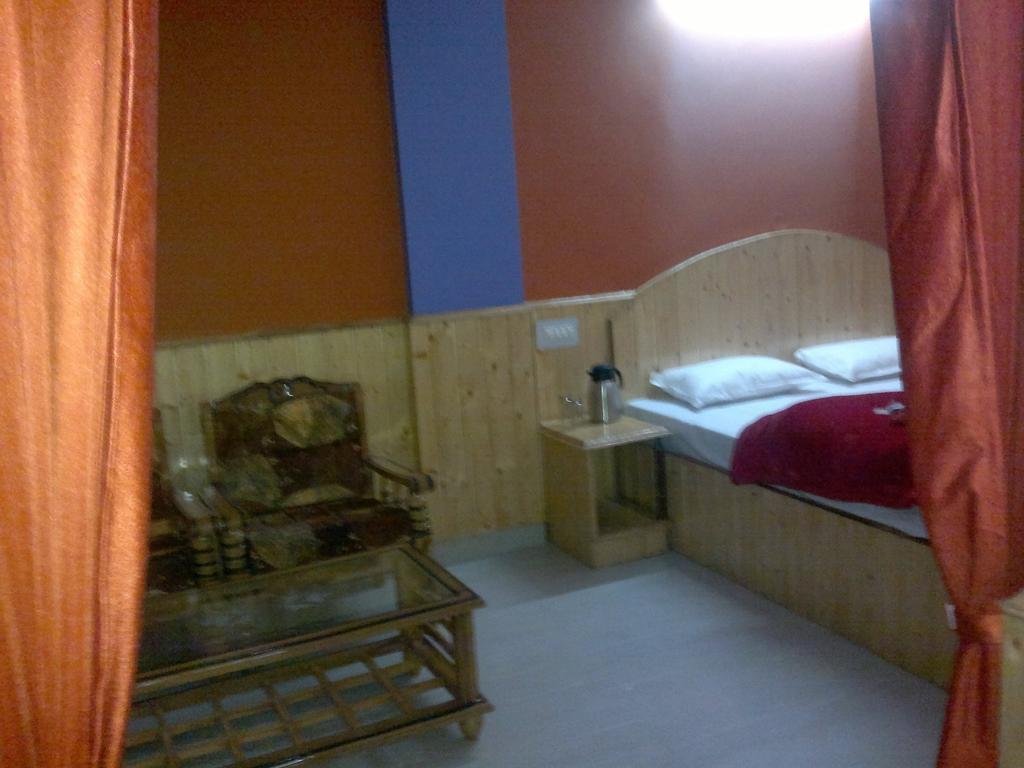 Himgiri Resort Nagchala Exterior photo